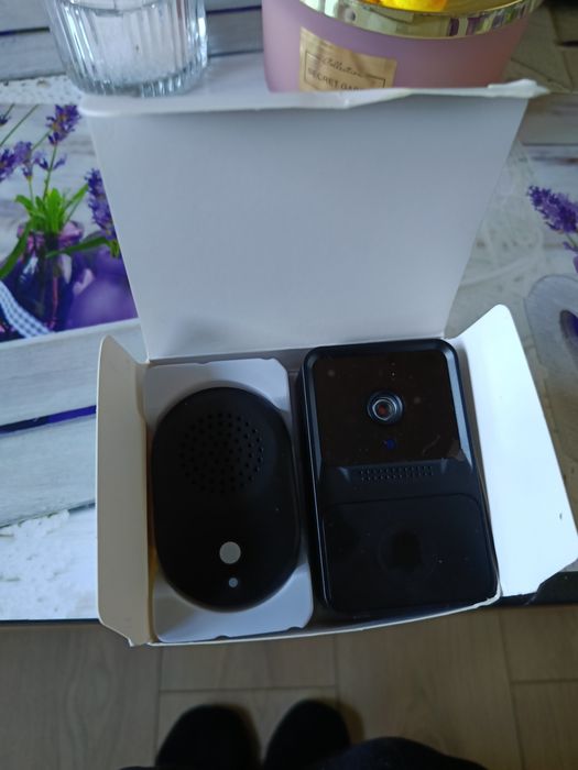 Sprzedam dzwonek z kamerą do płotu