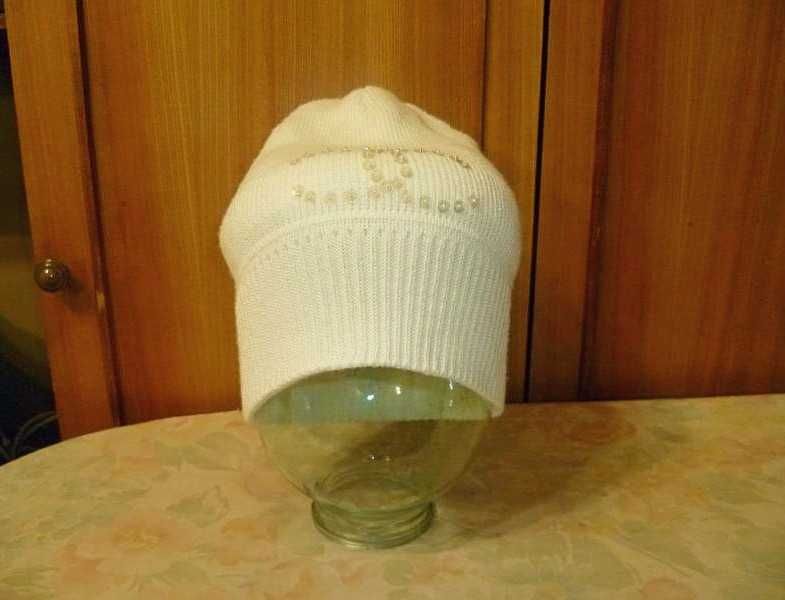 Женская двухслойная шапка теплая молочная глубокая 50% шерсть 57-58-59