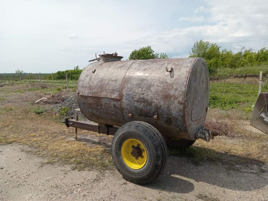 Продам бочку 3 куба