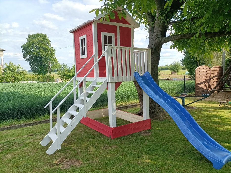 Plac Zabaw Domek.