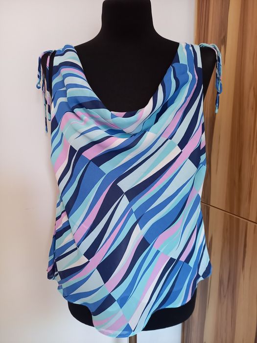 Bluzka z lejącym dekoltem Principles rozm. 40