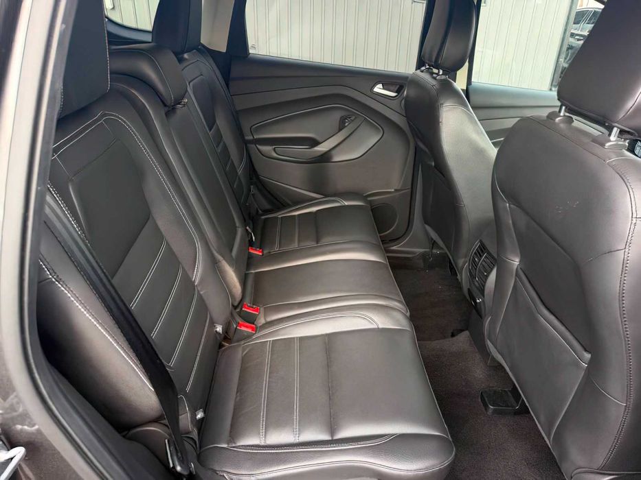 Ford Escape Titanium      2018