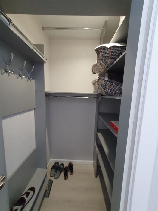 ЕНЕРГОНЕЗАЛЕЖНА Однокімнатна квартира подобово, Центр