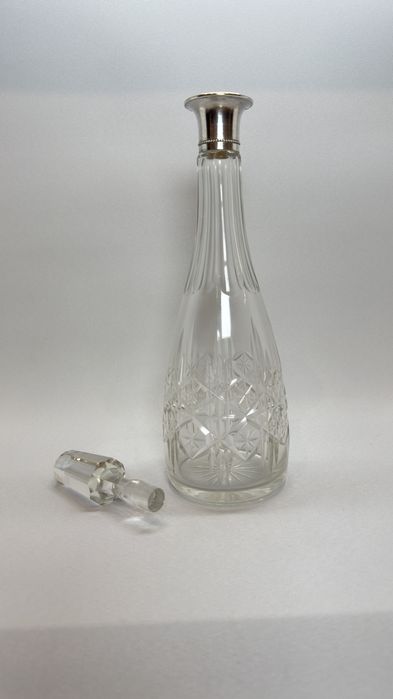 Антикварний  графін графин рюмки антикварний штоф столове  срібло