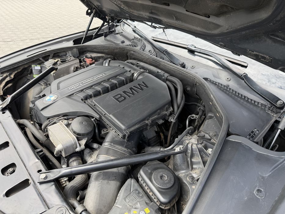 BMW 535i F10 • 2014 рік • 3.0 бензин (306 к.с.)