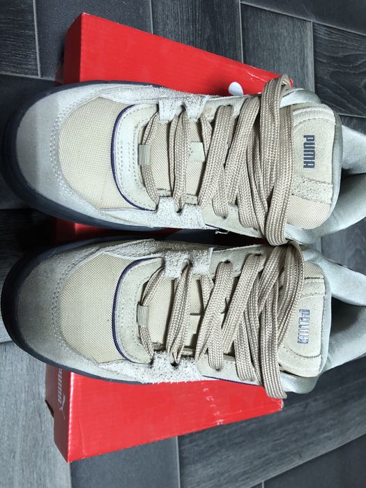 Бежевые замшевые женские кроссовки Puma - 180 Beige Black