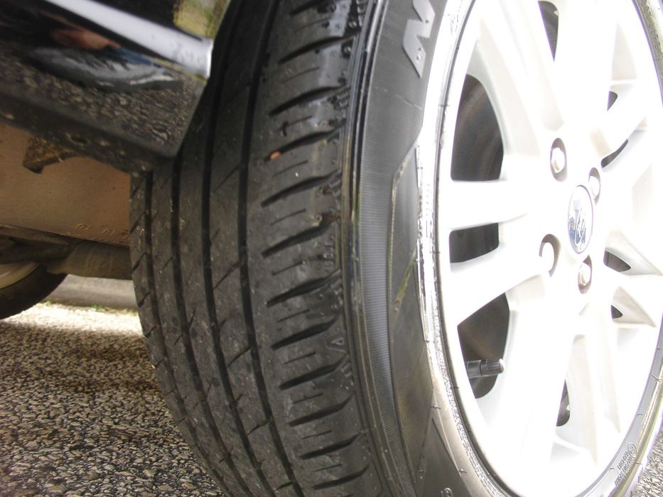 ford torneo courier 1.0 ecoboost 100cv