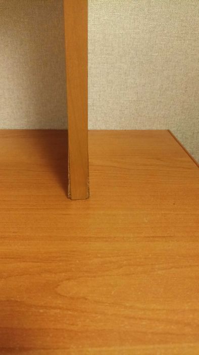 Стіл письмовий/комп'ютерний