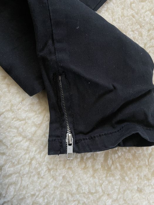 Czarne spodnie w gumkę