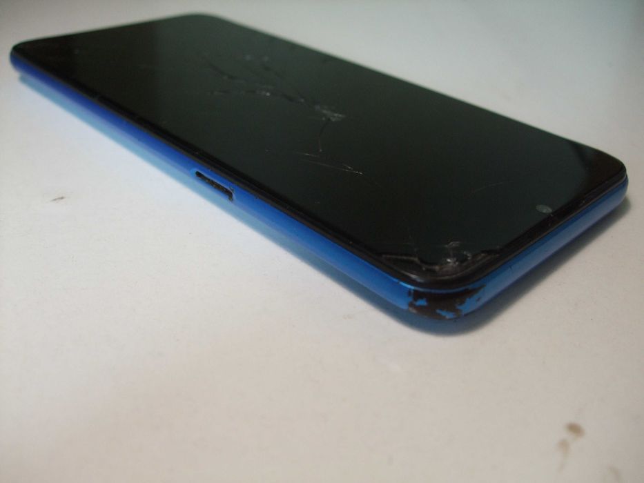 Продам мобільний телефон Realme C3