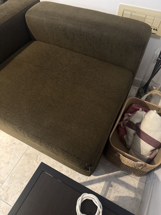 Sofa usado carregado