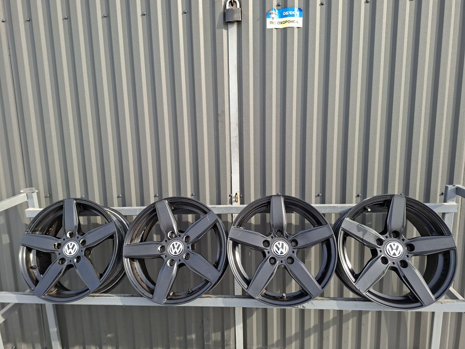Диски Dezent 5/120 R16 7J ET35 Фольцваген Т5 .