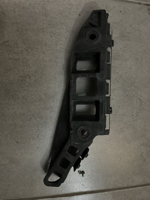 Ślizg zderzaka przedniego scirocco