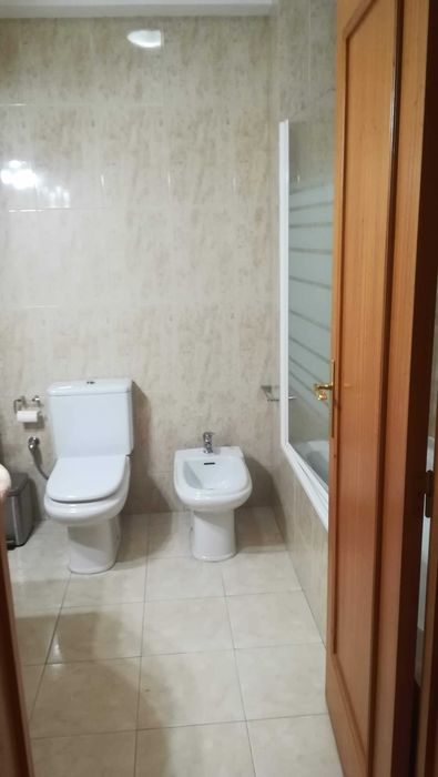 Alugo quarto em Barcelos