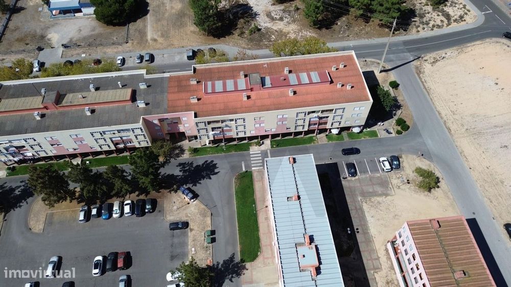 Excelente T3 Mobilado e Equipado em Vila Nova de Santo André - Arrenda