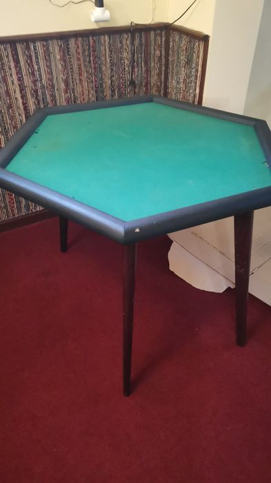 Mesa de jogo exagunal 6 lugares
