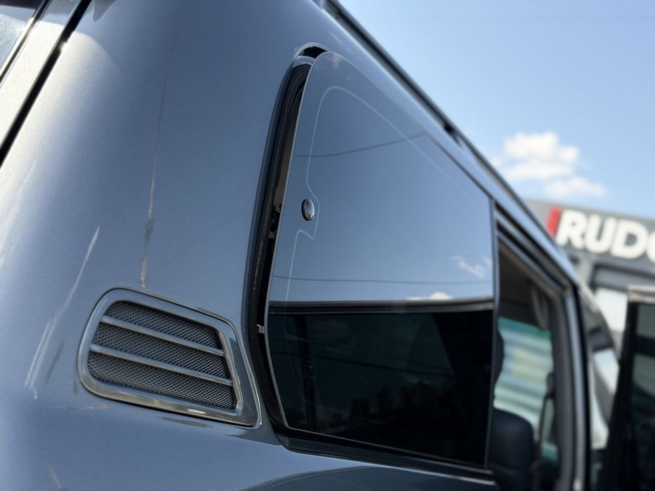 Toyota Land Cruiser 100 2000 Газ / бензин