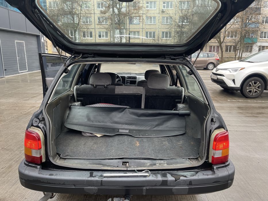 Продам полностью рабочий автомобиль