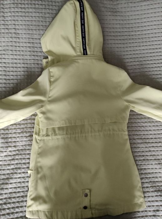 Вітровка для дівчинки