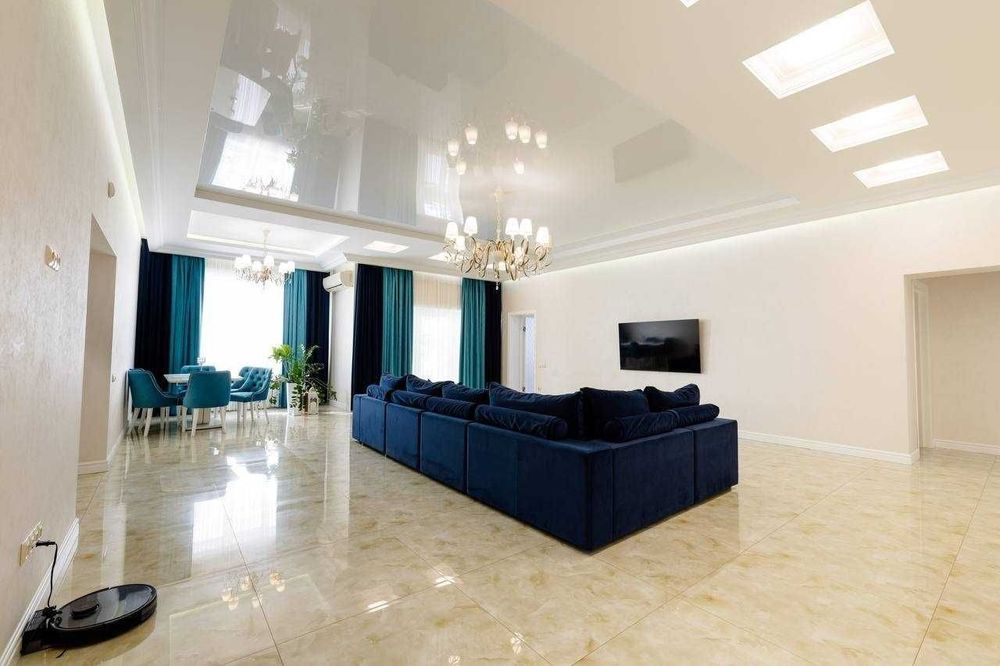 Продаж БУДИНКУ, Щасливе