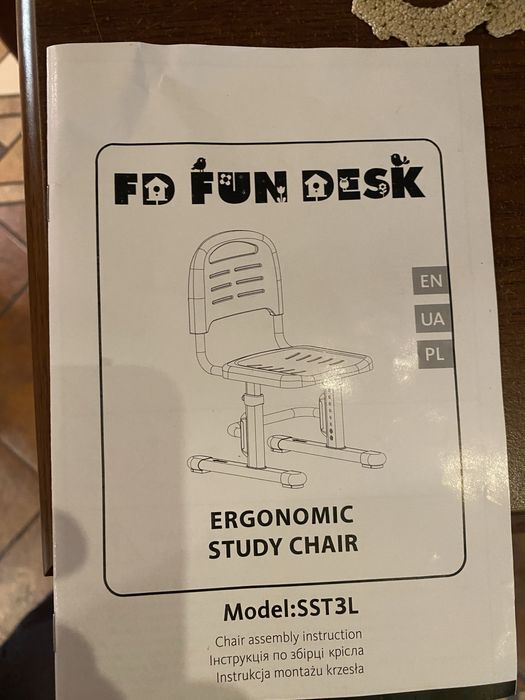 Стілець для навчання , письма