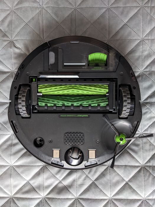 iRobot j7+ Roomba