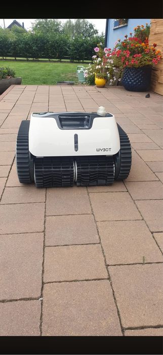 Odkurzacz basenowy Wybot Osprey 700