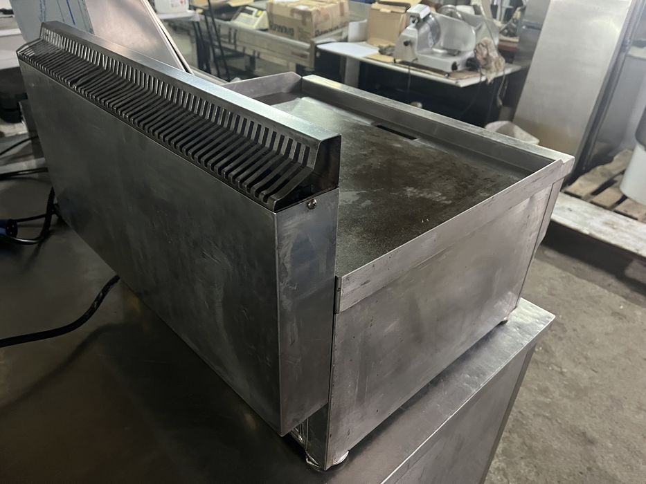 Chapa Grill industrial eletrica monofasica como nova