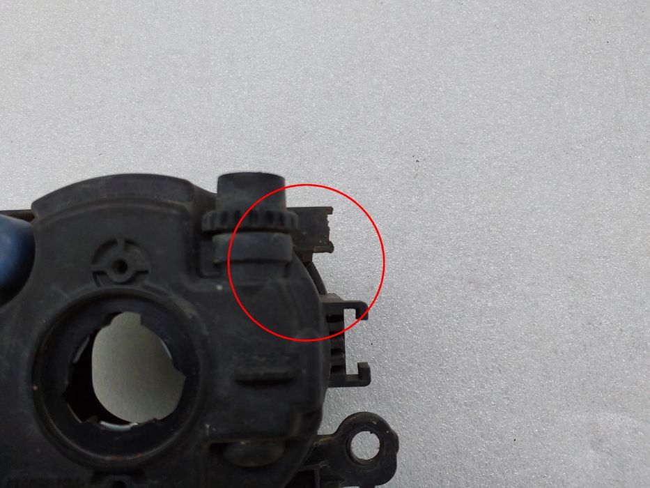 Farol nevoeiro frente direito FORD Fiesta VI (CB1, CCN)