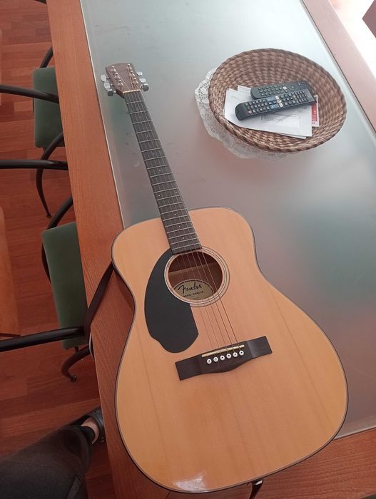 Guitarra acústica Fender CC60s concerto esquerdinha