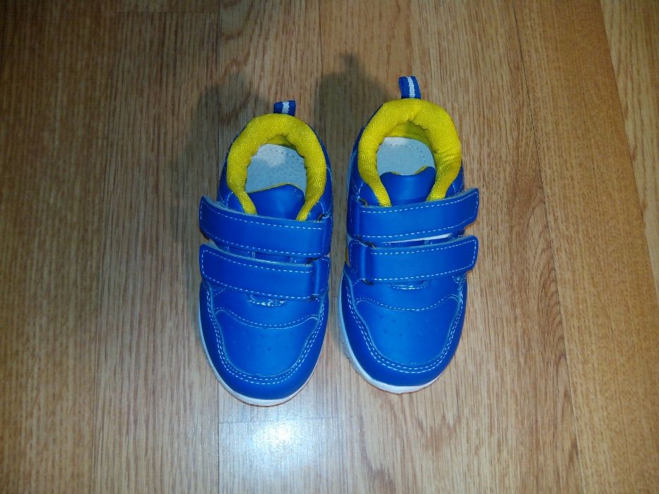 Кроссовки 21 размер