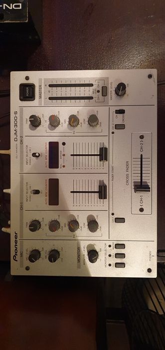 Mixer DJM-300-S ..