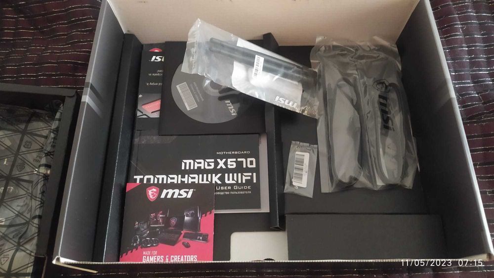 Motherboard MSI MAG X570 TOMAHAWK WIFI AMD Ryzen™ RGB Garantia/ Selada