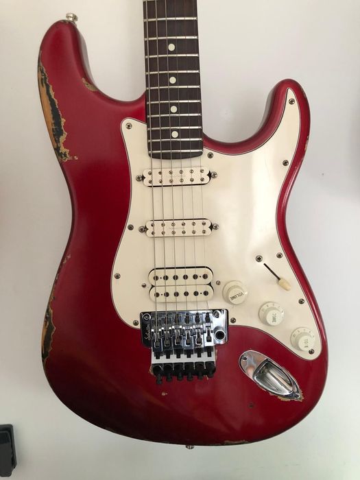 Guitarra Eletrica Fender Stratocaster Delux