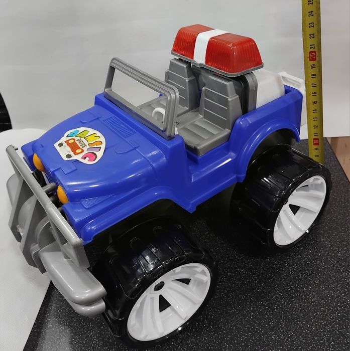 Вертолет;Ж/д Дорога и поезд;Машины детские разные;Кран;Скорая помощь