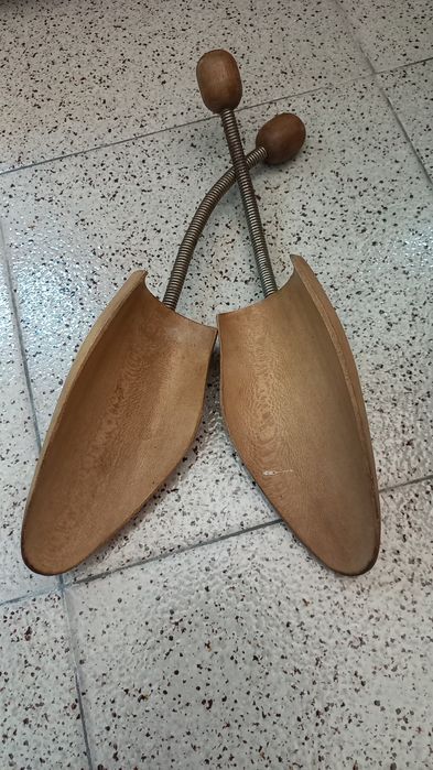 Formas antigas de calçado.