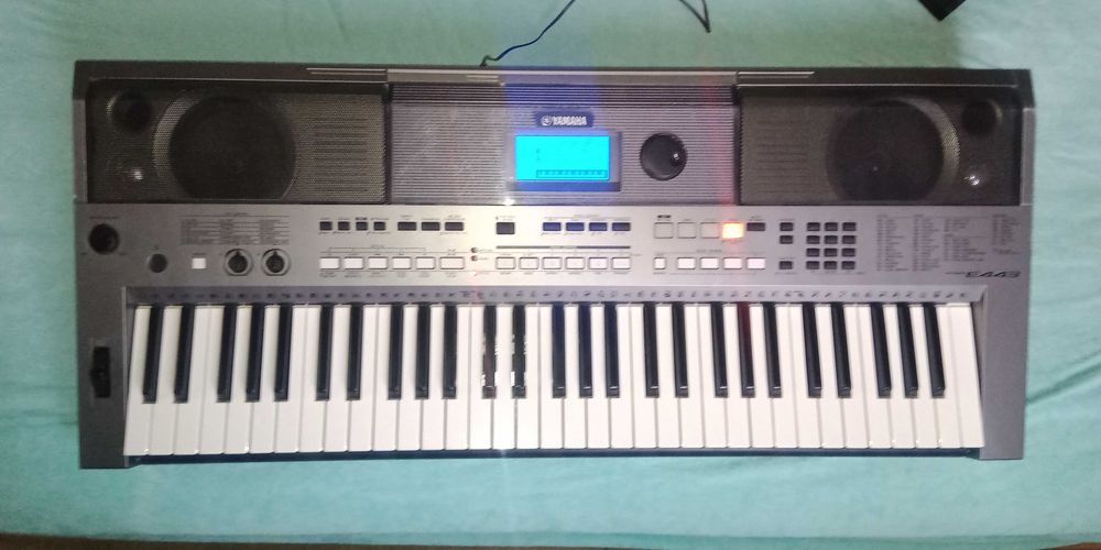Синтезатор Yamaha PSR-E443 + відео перевірки роботи