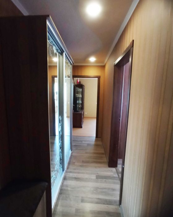 Продам двохкімнатну квартиру в смт. Вапнярка.
