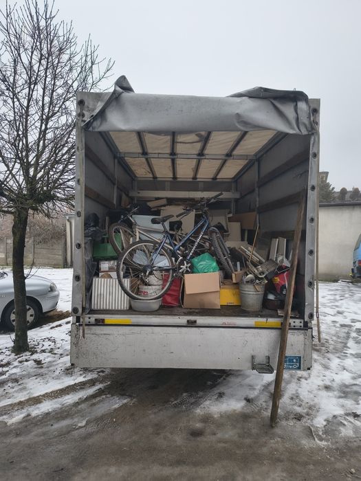 Wywóz starych mebli elektrośmieci sprzątanie domów i mieszkań