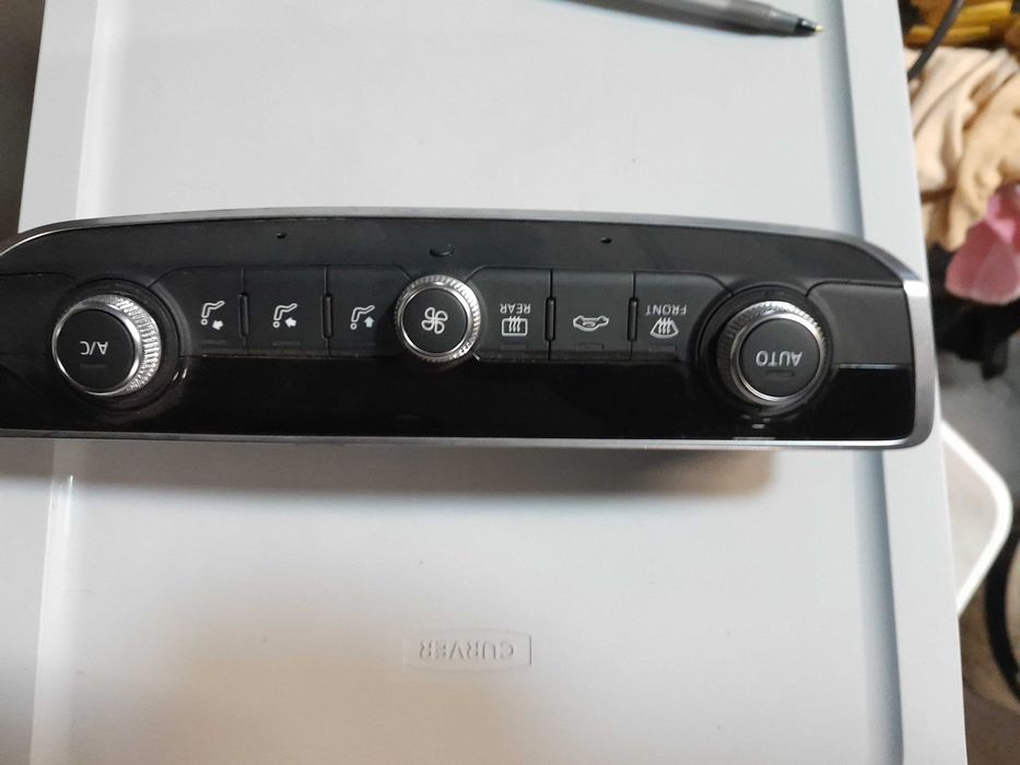 Panel klimatyzacji nawiewu Audi A3 8V 2012–2014 8V0820043 8V0 820 043 Preh