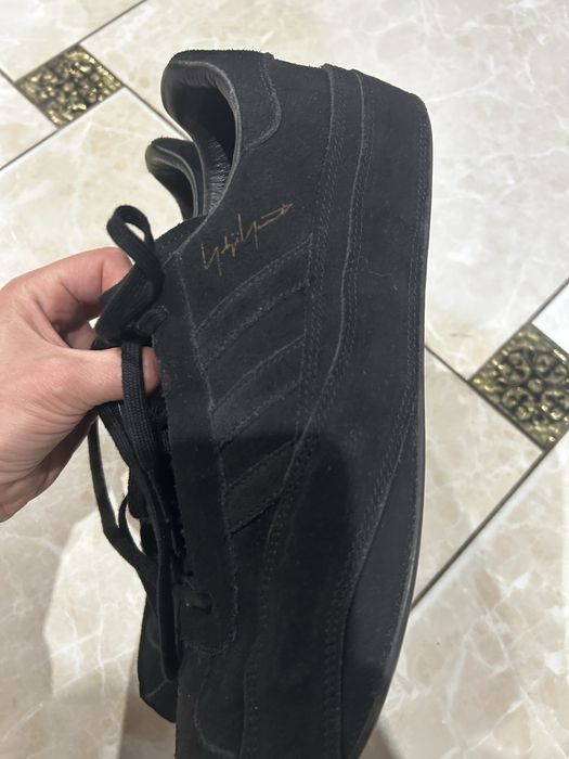 Y-3 (Yohji Yamamoto × Adidas чоловіче взуття
