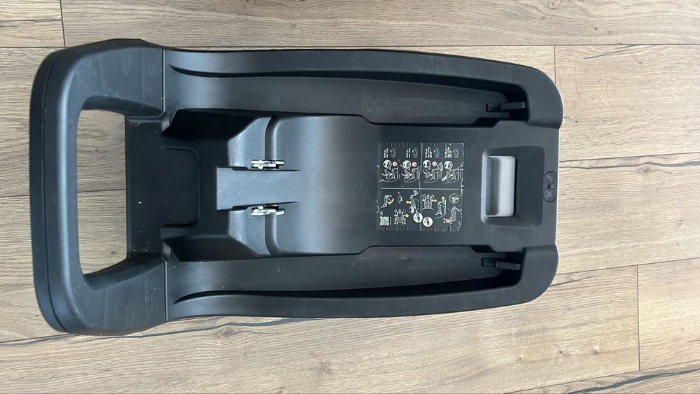 Fotelik samochodowy Avionaut Pixel Pro 2.0 C z bazą Isofix Dock 2.0