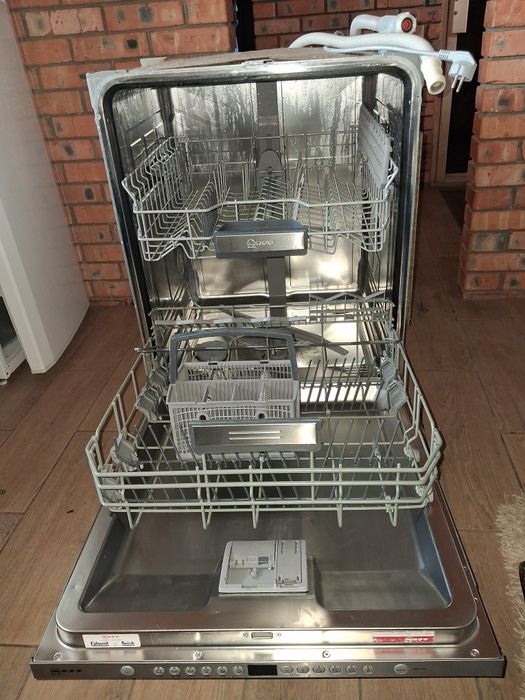 Посудомийна машина NEFF