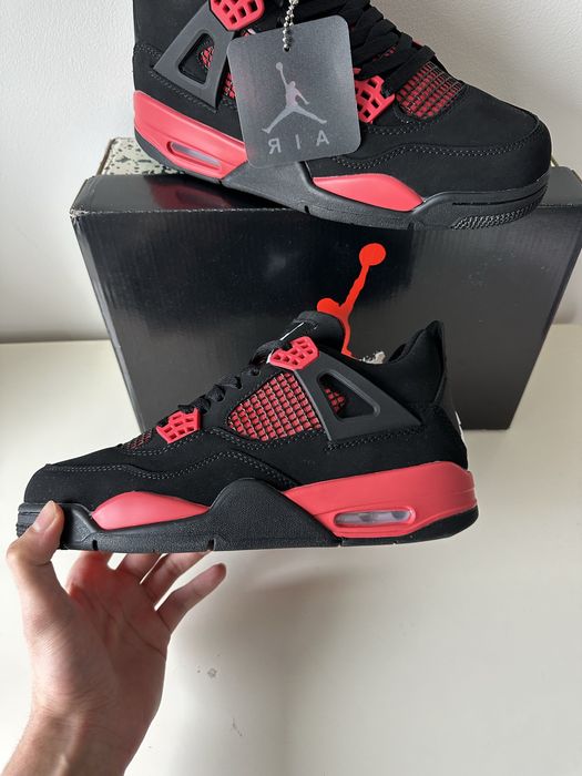Jordan 4 Retro Red Thunder