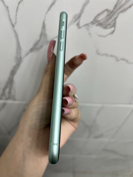 айфон 11 64гб бу