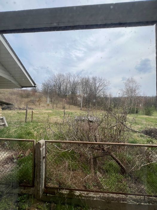 Продаж! Два будинки в жилому стані + гараж