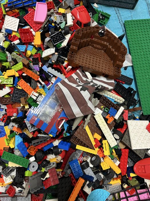 Mais de 5kg de blocos construção e conjunto novo