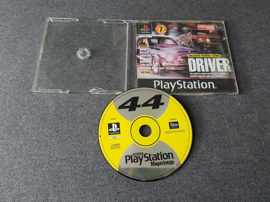 Playstation Magazine #44 Driver Rollcage Ridge Racer 4 Retro Force PSX PS1