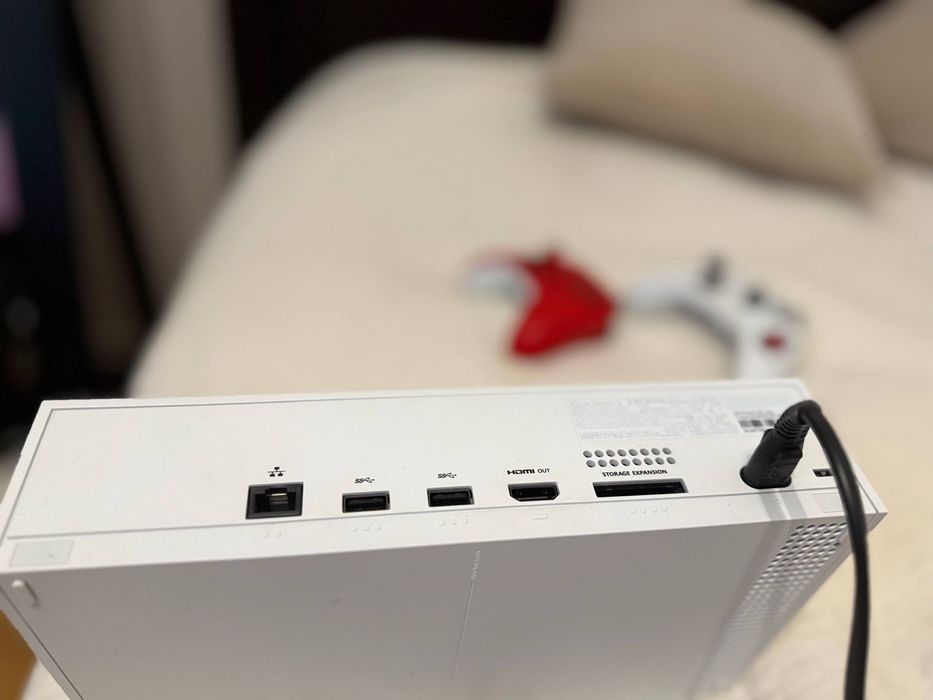 Xbox Series S купити - ціна Ікс Бокс Серіес Ес на OLX