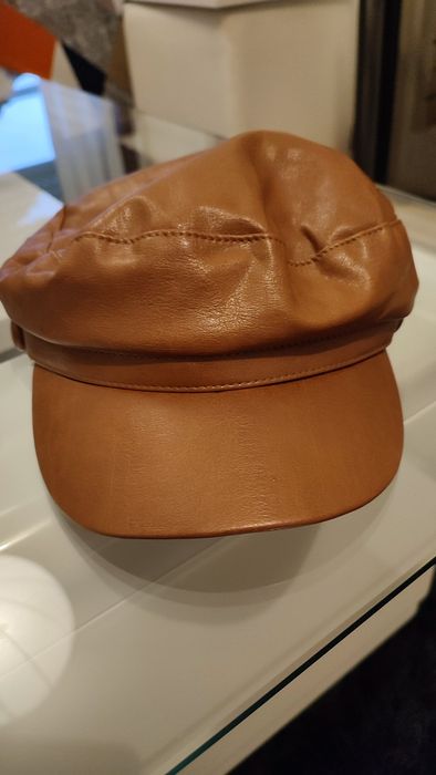 Boina feminina Stradivarius